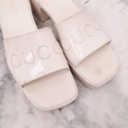 GUCCI WHITE LOGO PATENT SANDALS - SIZE 38